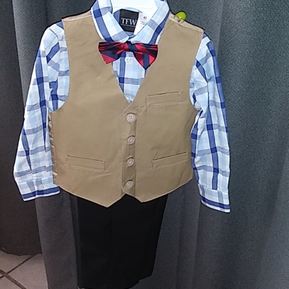 TFW boys suit with bow tie 4t